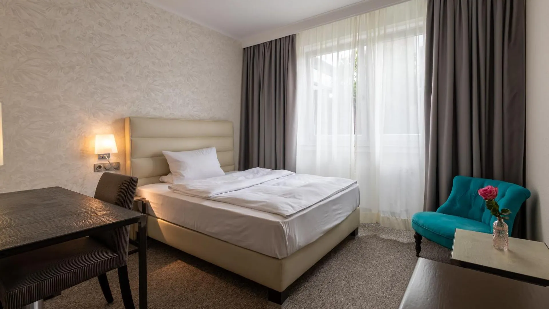 Hotel Fischerhaus Dusseldorf Germany
